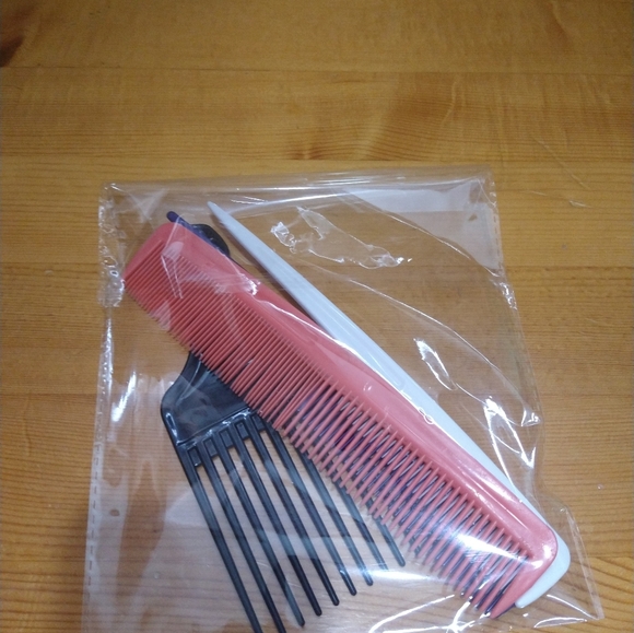 Free with purchase hair combs , pick, accessories bundle lot - Picture 5 of 5